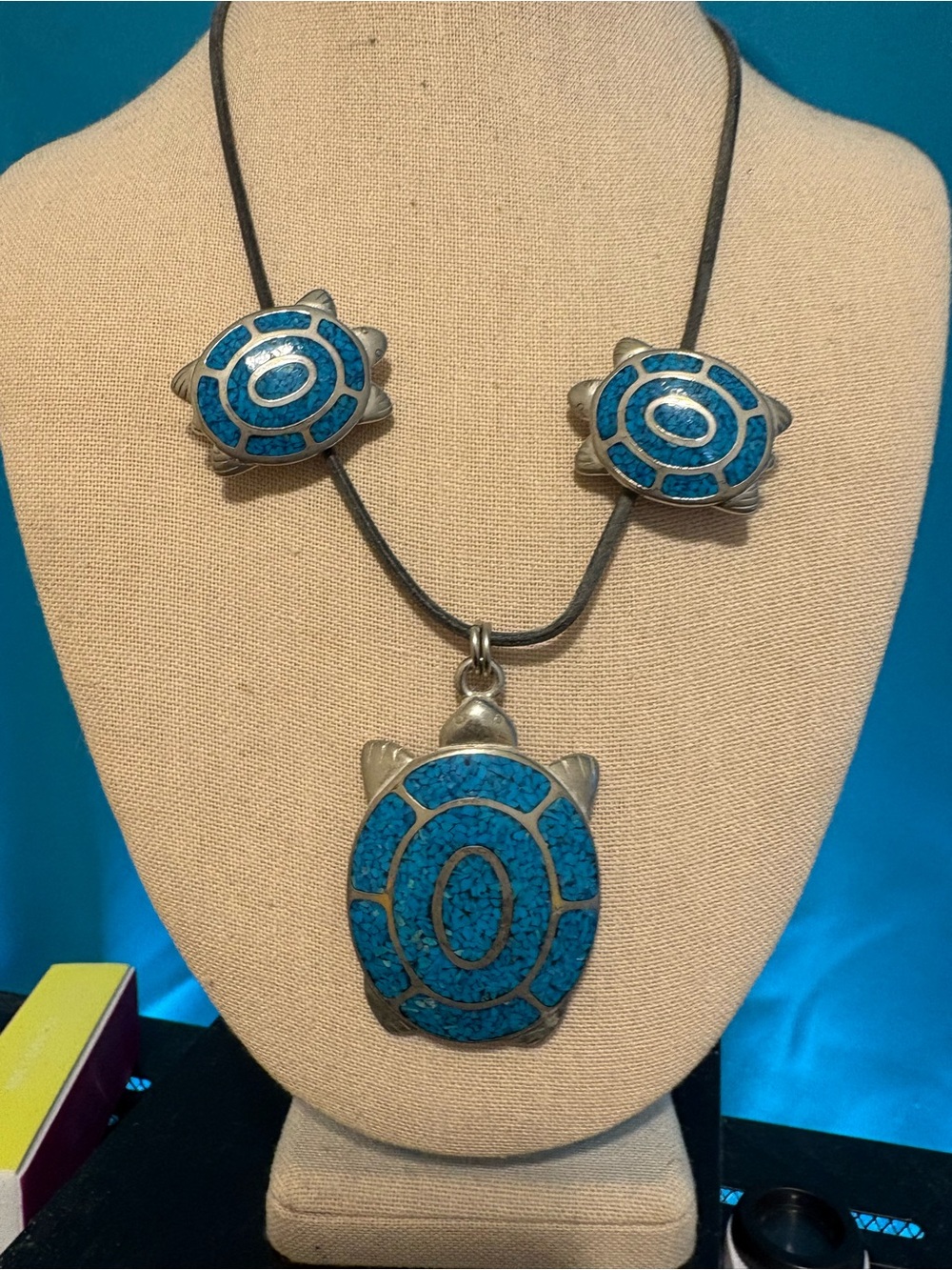 trifari set necklace & clip on earring silver tone faux turquoise turtle vintage